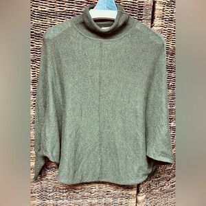 Kerisma Olive Green Turtleneck‎ Sweater- Blend, Size: Small/Medium